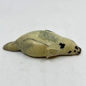 Inuit Handmade White Serpentine Seal Sculpture by Mary Akumalik